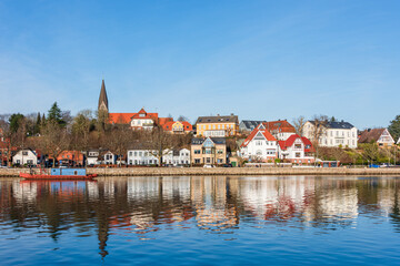 Schleswig-Holstein, Deutschland, April, 2021 - Impressionen aus der Hafenstadt Eckernförde in der Vorsaison mit Coronabestimmungen