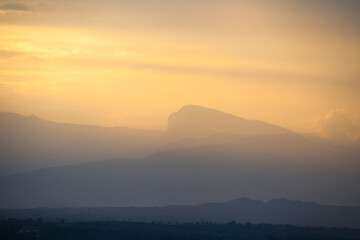 Naklejka premium sunrise over the mountains