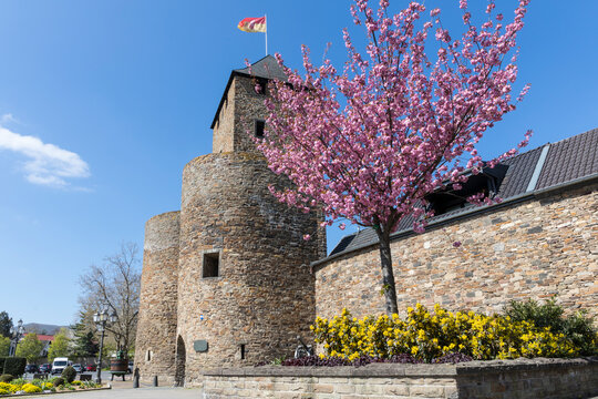 Ahrweiler, Stadtmauer mit Ahrtor