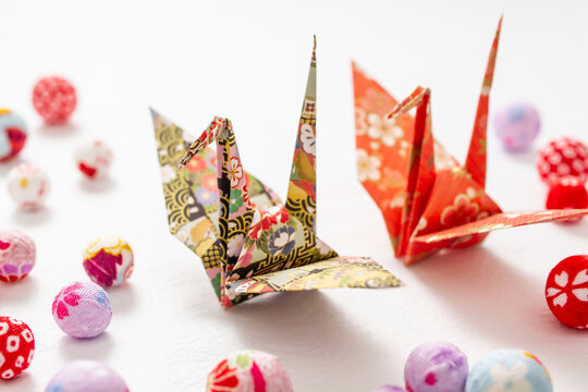 折り紙の鶴　日本　和風　折り鶴