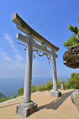 四国香川県三豊市の絶景高屋神社「天空の鳥居」