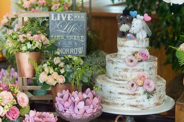 wedding cake with flowers