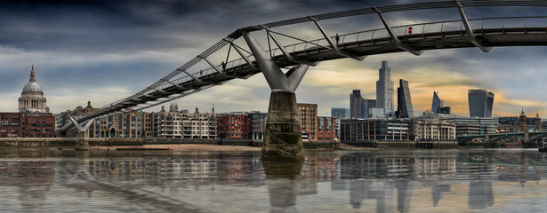 Millenium Bridge