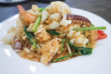 stir fried squid ,shrimp and vermicelli