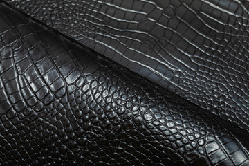 Black cow leather embossed a la crocodile