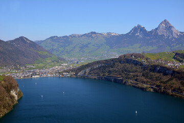 Obraz premium Urnersee mit Brunnen, Schwyz und Mythen