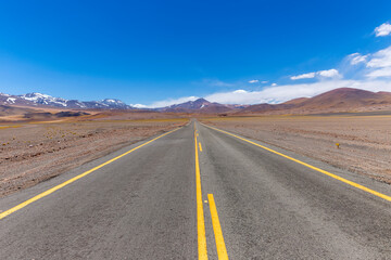 Fototapeta na wymiar Route 23, a scenic road in the north of Chile