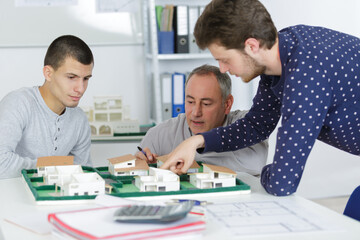 students showing the architecture model