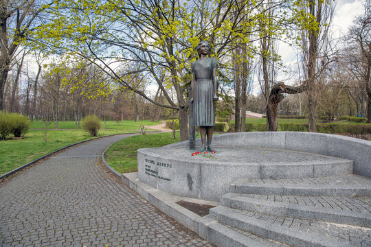 Markus Tetyana statue, member of anti Nazi underground. Kyiv, Ukraine.