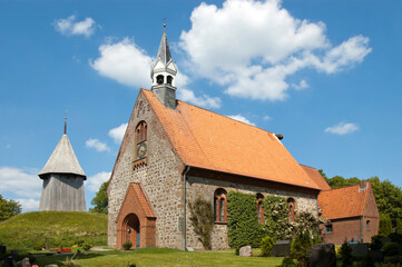 Fototapeta na wymiar Kirche St. Jacobi in Schwabstedt an der Treene, Schleswig-Holstein, Deutschland