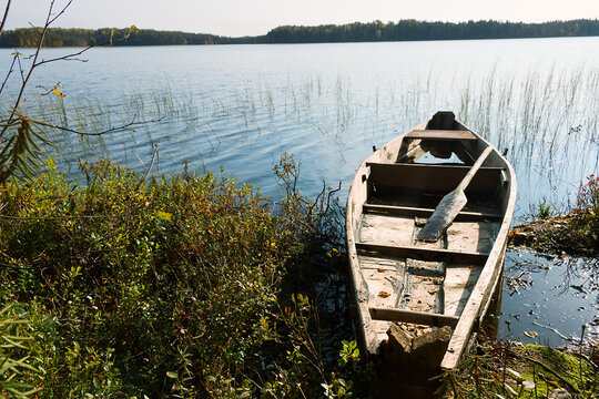 Lake boat of the old sample
