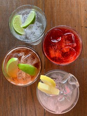 tea with lemon and mint