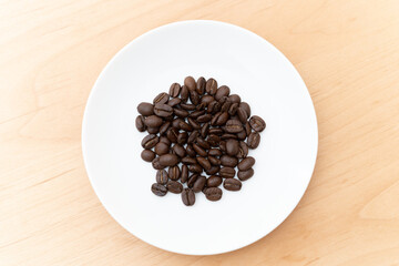 テーブル　コーヒー豆