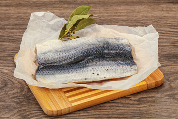 Herring fillet with skin and spices