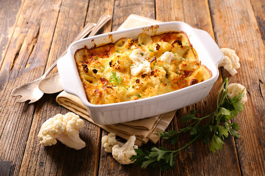 baked cauliflower with cream and cheese