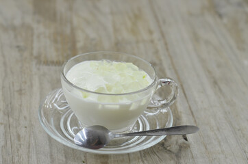 Aloe vera sour yogurt, delicious summer