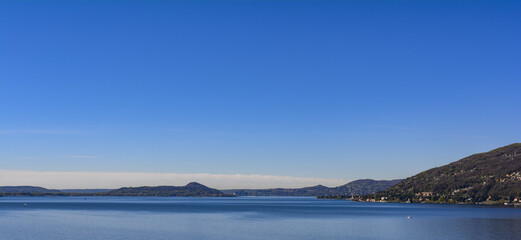 Fototapeta na wymiar Wonderful view of the lake Maggiore italy