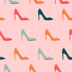 Glamorous seamless pattern on a pink background with shoes
