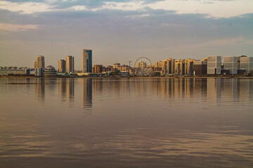 Obraz premium reflection of the city in the water view of the city of Kazan