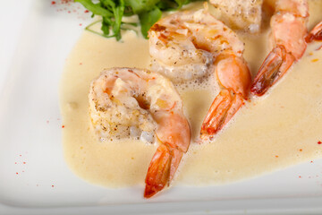 Prawn in cream sauce
