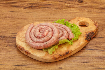 Raw sausage ring for grill