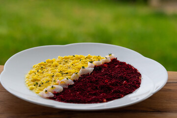 Risotto Zafferano, baccalà e polvere di barbabietola