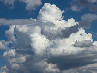 Beautiful clouds in the blue sky.