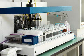 automatic technology in the lab to work with analyses