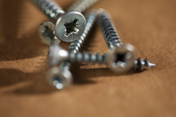 screws on the macro lens
