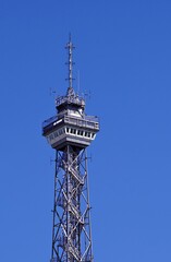 Fototapeta na wymiar telecommunication tower with antennas