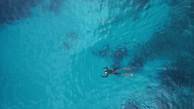 Buceando pont den gil