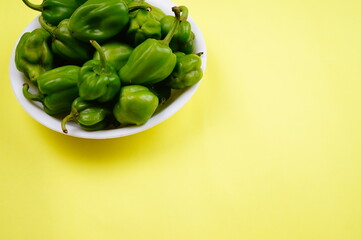 capsicum , varieties , Green chili , Is capsicum a fruit ,capsicum is a fruit or vegetable .