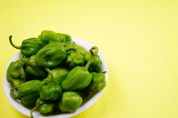 capsicum , varieties , Green chili , Is capsicum a fruit ,capsicum is a fruit or vegetable .