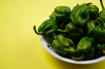 capsicum , varieties , Green chili , Is capsicum a fruit ,capsicum is a fruit or vegetable .