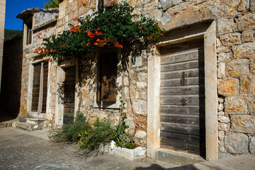 Fototapeta na wymiar Old traditional house in Komiza, Croatia
