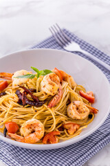 Spaghetti Spicy Dried Chilly with Shrimp