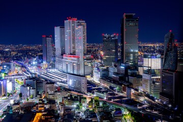 Fototapeta na wymiar 名古屋　グローバルゲートからの名古屋駅方面の夜景
