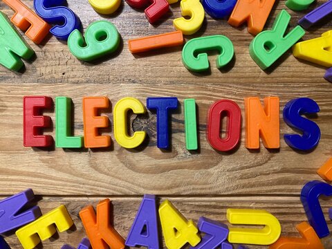 mot élections en français avec des lettres magnétiques