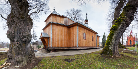 
Cerkiew świętego Dymitra w Kuźminie, Bieszczady, Polska / Saint Dmitri Orthodox Church in Kuźmin, Bieszczady, Poland