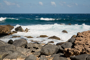 Fototapeta na wymiar waves and rocks