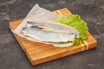 Herring fillet with salad leaves