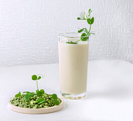 pea milk, plant-based alternative milk