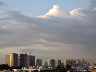 Fototapeta premium clouds over the city
