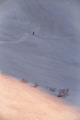 Climb a snowy mountain　snow