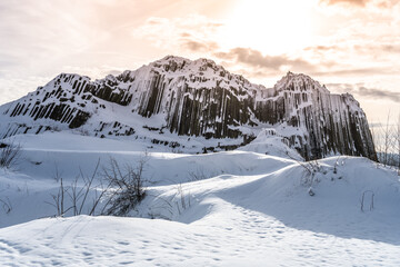 Obraz premium Rock organ pipes in winter time
