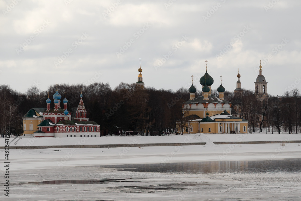 Wall mural Volga embankment in Uglich with temples in the spring.