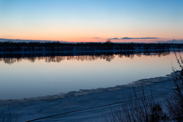 Sunset on the Volga in March.