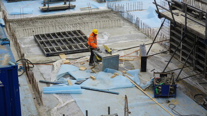 Baustelle, Construction Site, Bau, Building Site, Arbeiter, Worker, Man, Kollege, Mann, Neubau, Bauarbeiter, 