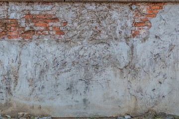 Schäden an der Hauswand