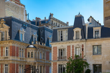 Fototapeta na wymiar Paris, beautiful buildings in the 16th arrondissement, boulevard de Beausejour, an upscale neighborhood 